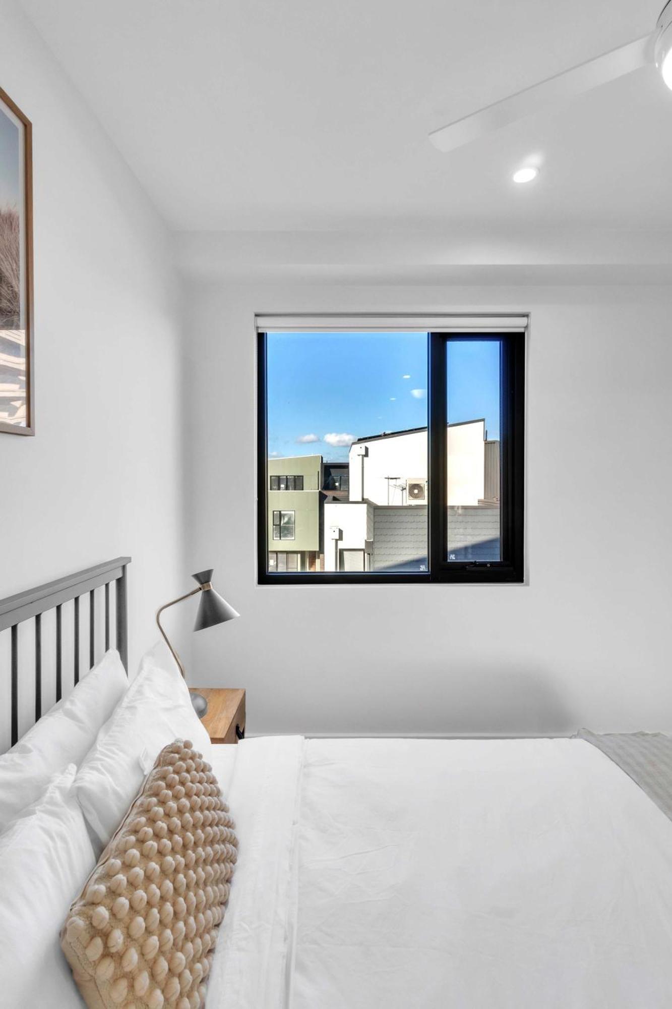 Portside Paradise - Steps Away From The Port * Port Adelaide